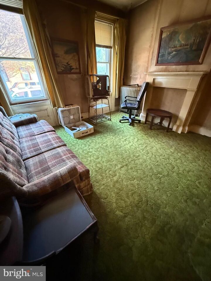 Property Photo: 2714 E Ann Street PA 19134