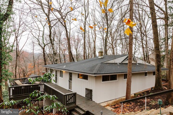 Property Photo:  425 Yale Avenue  PA 17064 