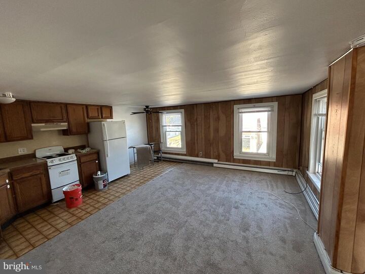 Property Photo:  303 W 6th Avenue  PA 19428 