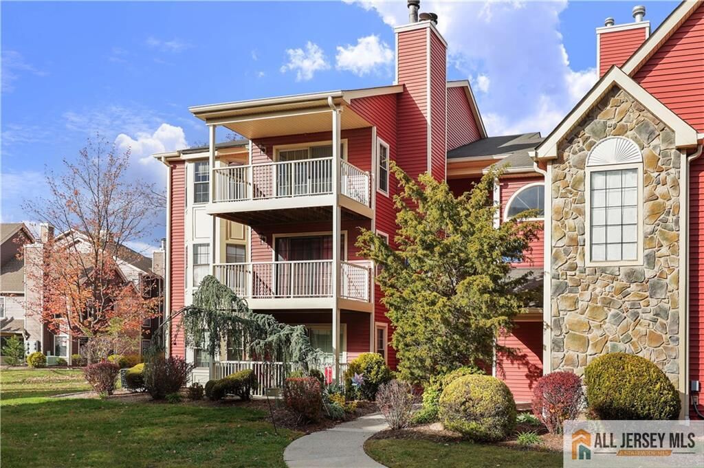 Property Photo: 273 Crosspointe Drive 273 NJ 08816