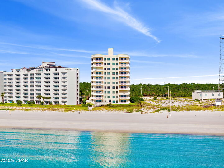 Property Photo:  4421 Thomas Drive 101  FL 32408 