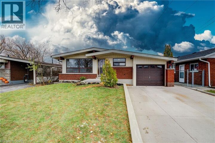 Property Photo:  6 Jasmine Street  ON L8V 2M9 