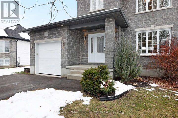 Property Photo:  21 Constantineau Street  ON K0A 2M0 