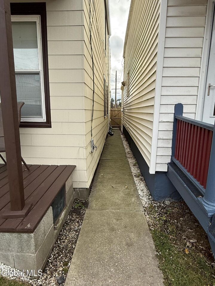 Property Photo: 122 Hudson Avenue NY 12047