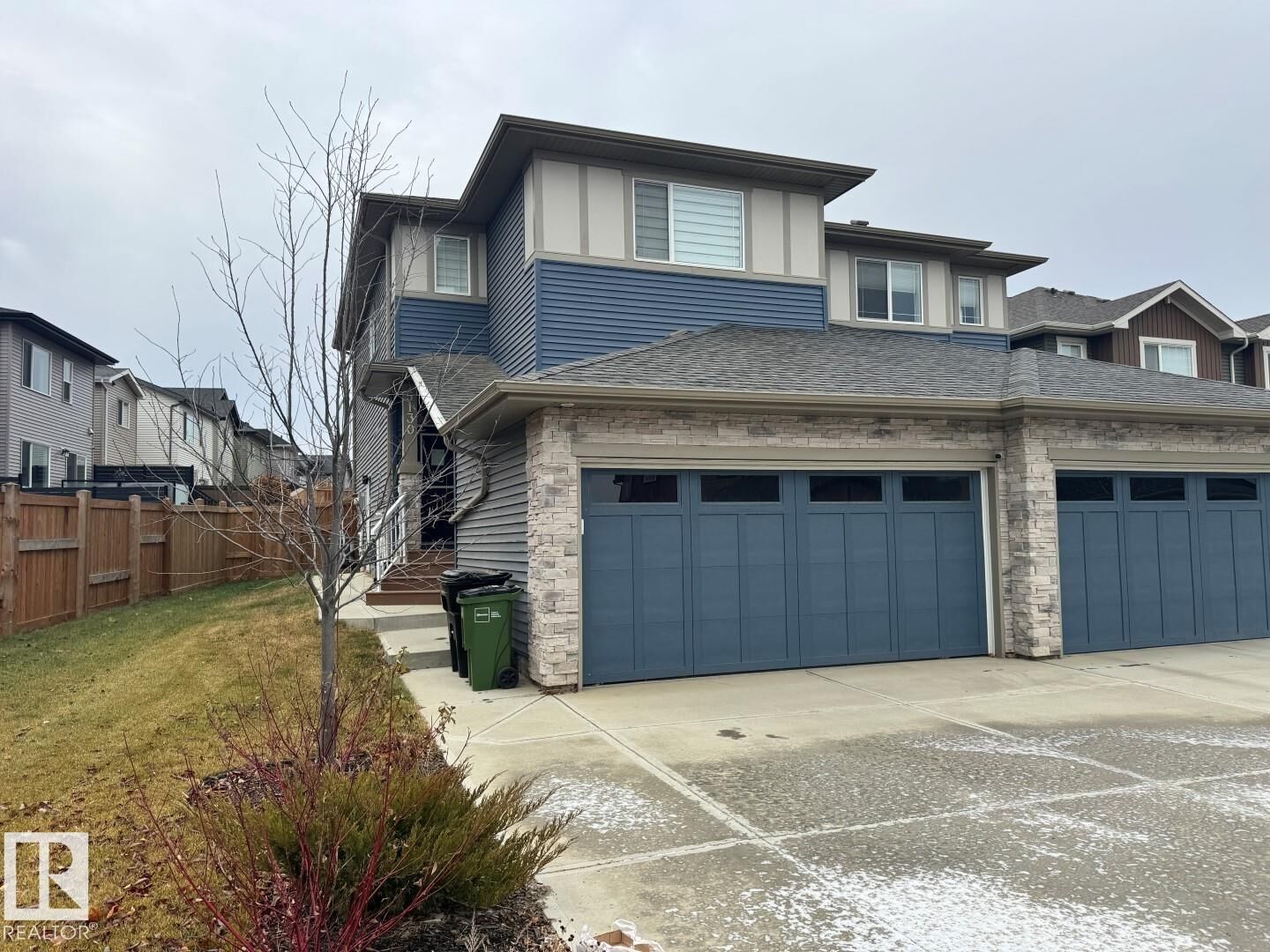 Property Photo: 5130 Lark Crescent NW AB T5S 0N9