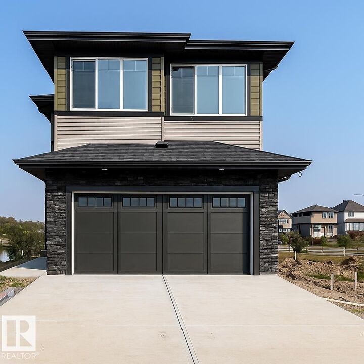 Photo de la propriété:  13113 212A Street NW  AB T6W 5E1 