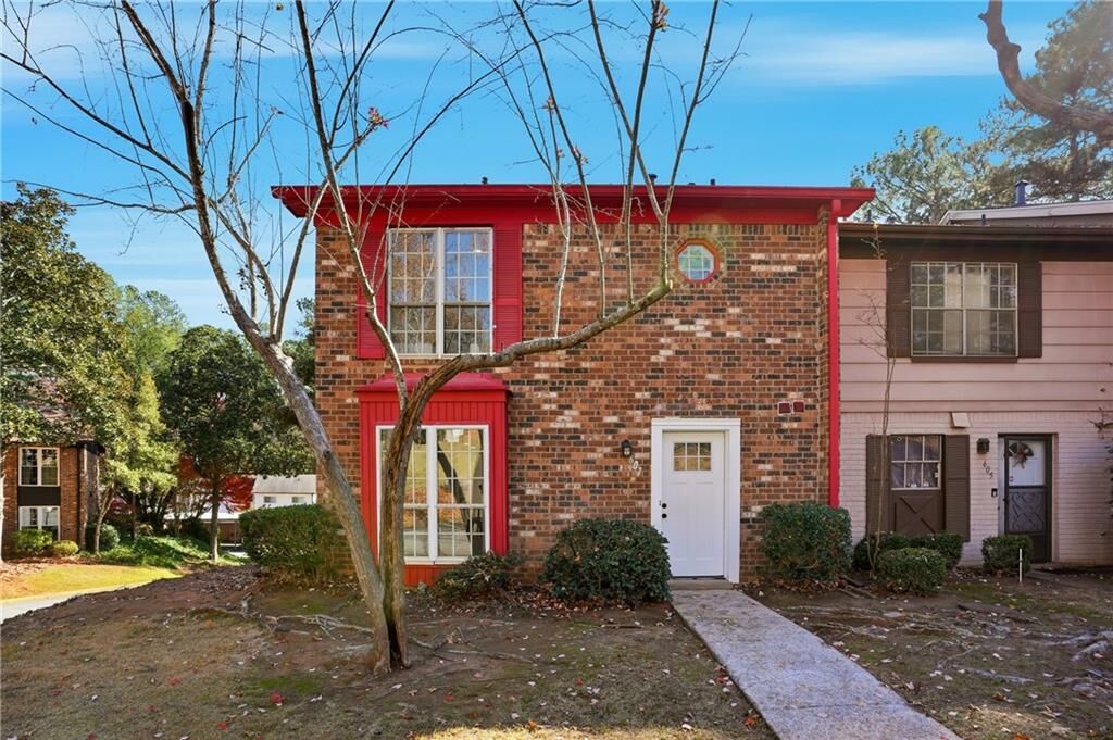 Property Photo: 607 Garden Walk Drive GA 30083