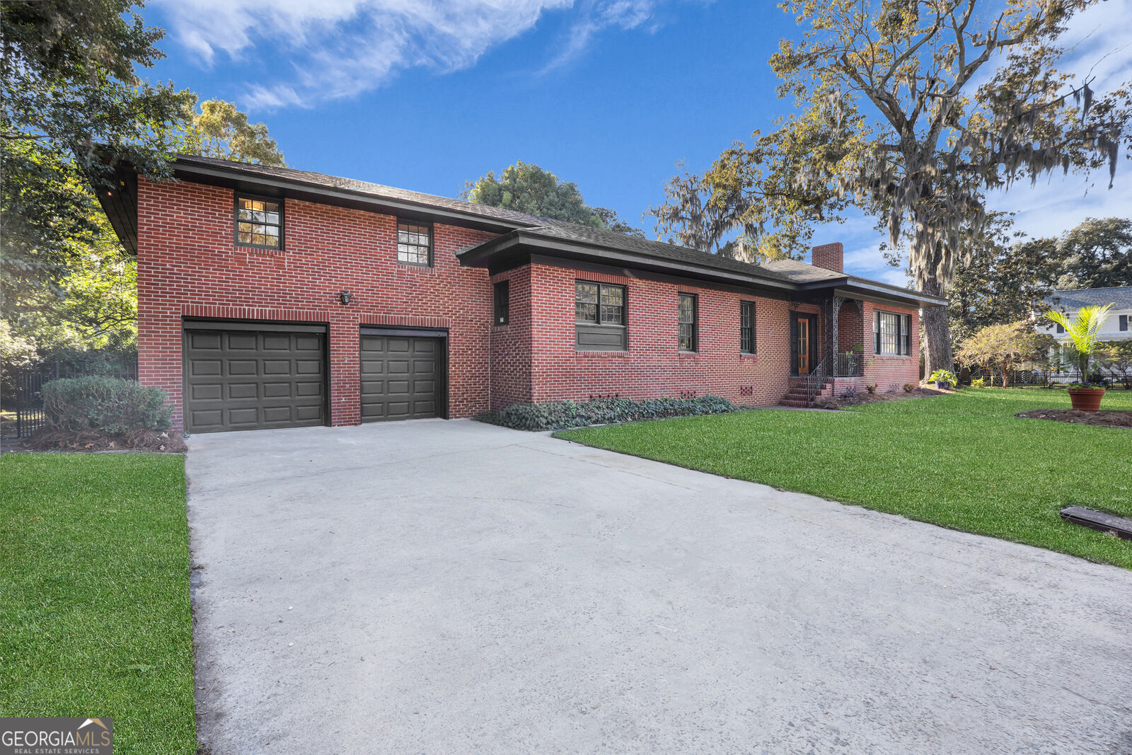 Property Photo: 3 Gordonston Avenue GA 31404