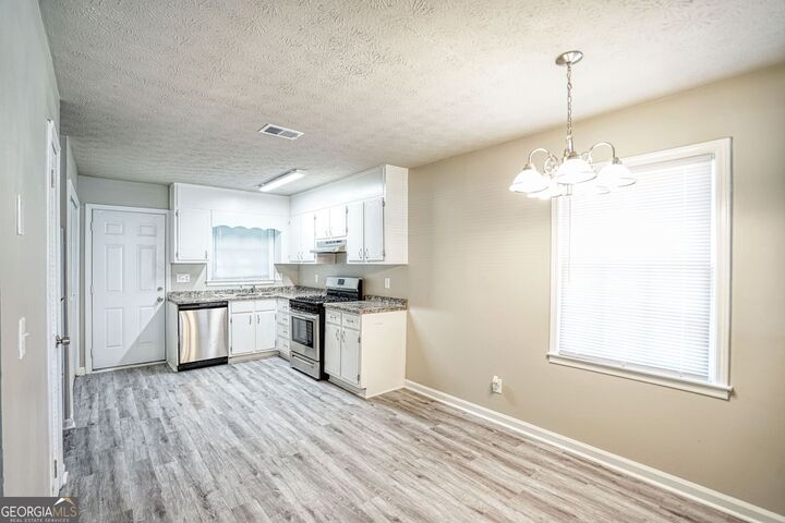 Property Photo: 1516 Pine Cone Lane NW GA 30012