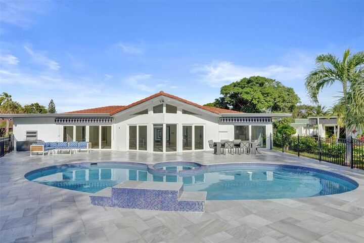 Property Photo:  5903 Breadfruit Cir  FL 33319 