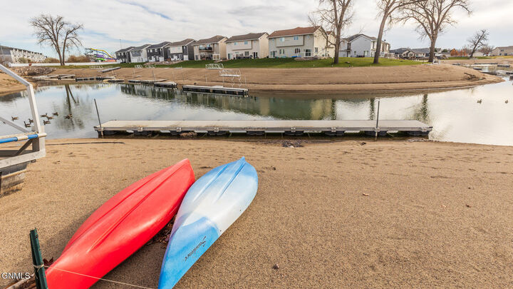 Property Photo:  2200 Shoal Loop SE  ND 58554 