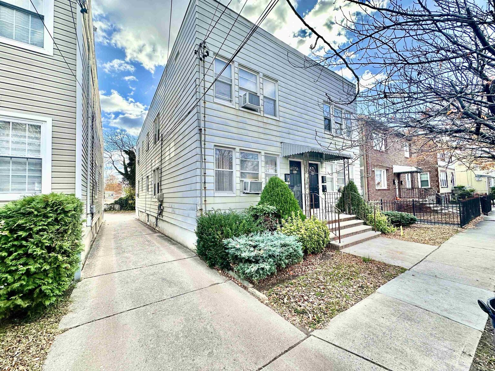 Property Photo:  84 Magnolia St 2R  NJ 07109 