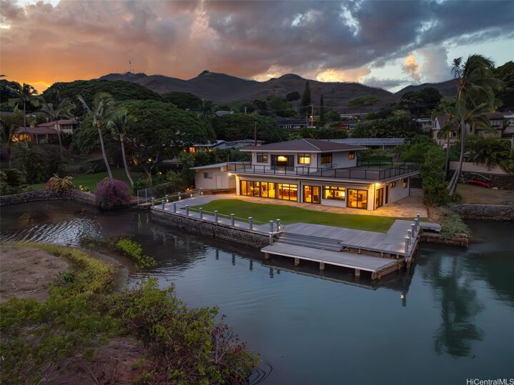 44-443 Kaneohe Bay Drive  Kaneohe HI 96744 photo