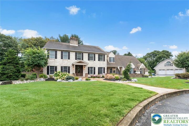 8 Harding Court  Easton PA 18045 photo