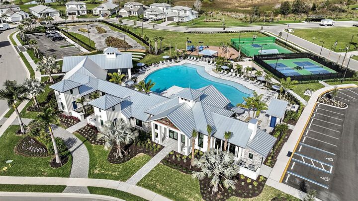 Property Photo: 17114 Savory Mist Circle FL 34211