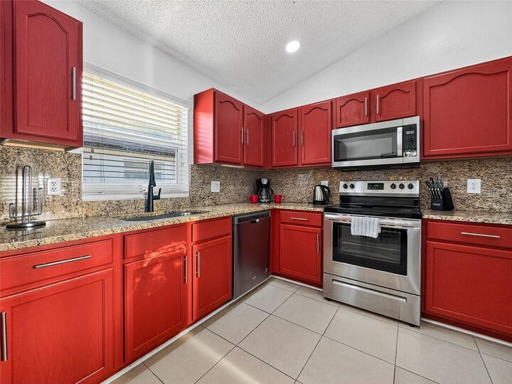 Property Photo: 8003 Bow Creek Road FL 34747