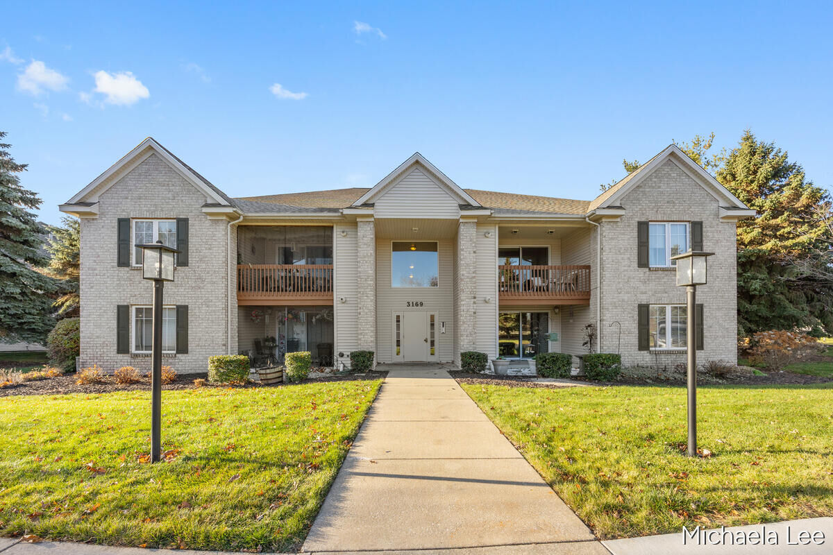 Property Photo:  3169 E Crystal Waters Drive  MI 49424 