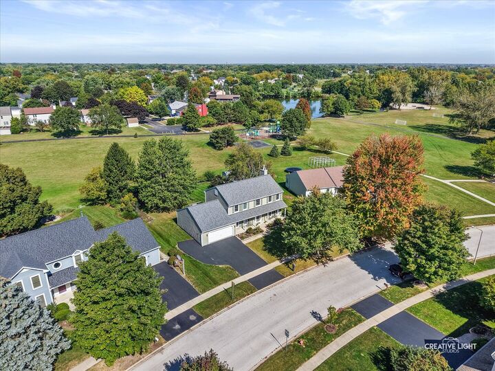 Property Photo:  135 Chesterfield Drive  IL 60543 