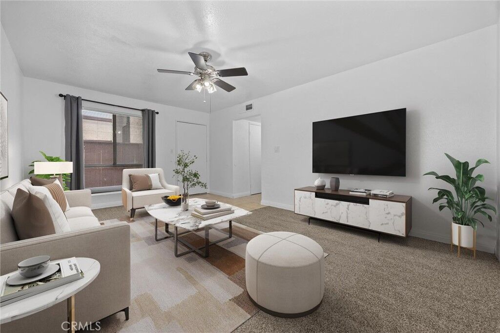 Property Photo:  5908 Almendra Court C  CA 93309 