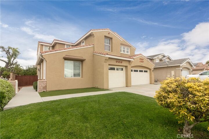 Property Photo: 27566 Rockwood CA 92555