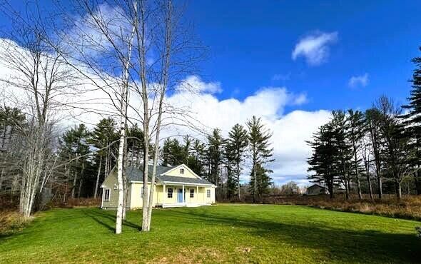 Property Photo:  49 Fort Point Cove Road  ME 04981 