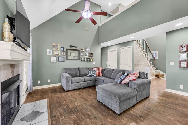 Property Photo:  1037 Quiver Ln  TN 37043 