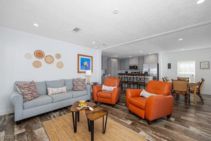 Property Photo: 2801 York Road FL 33956