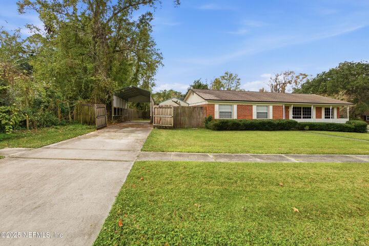 Property Photo:  406 Libra Lane  FL 32073 
