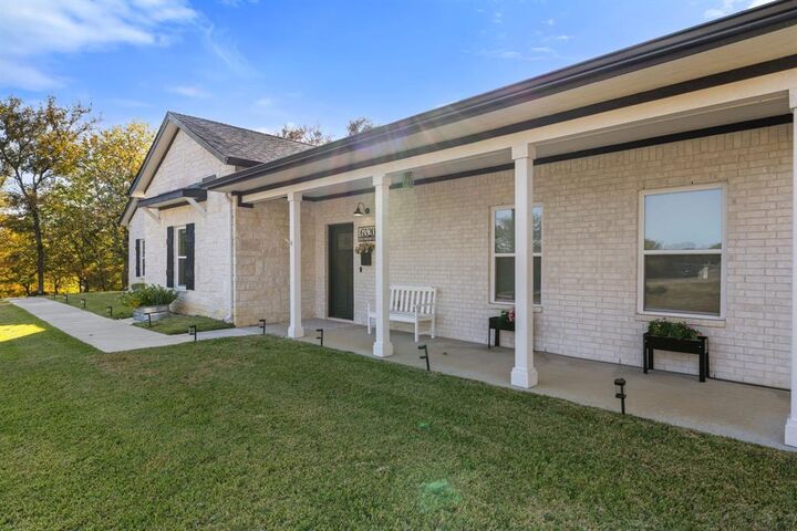 Property Photo:  6520 Shoreline Drive  TX 75068 