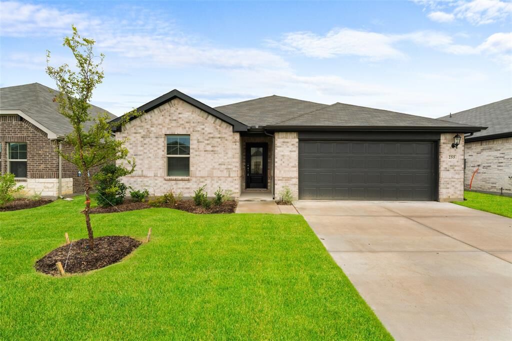Property Photo:  255 Sugarlands Drive  TX 75402 