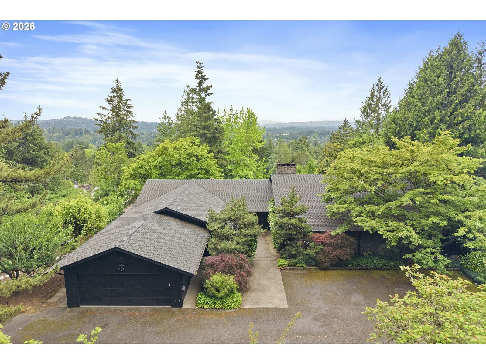 Property Photo:  3450 SW 44th Ave  OR 97221 