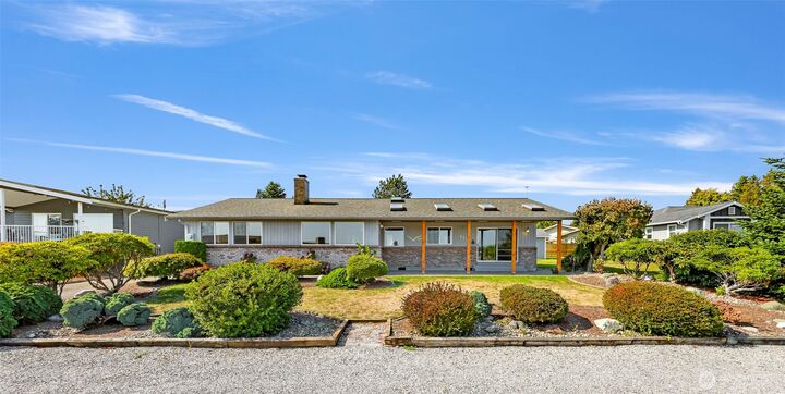 Property Photo:  8059  Comox Road  WA 98230 