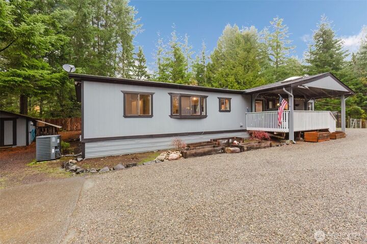 Property Photo: 10569 Glenwood Road SW WA 98367
