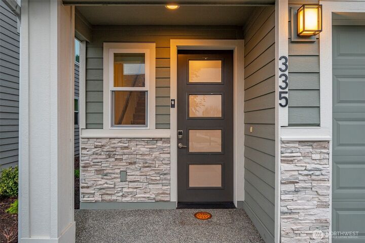 Property Photo:  335 SW Ballast Way  WA 98277 