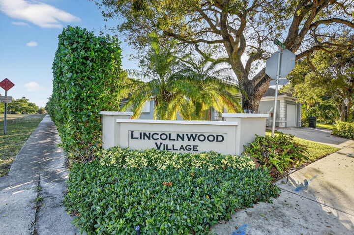 Property Photo: 501 SW 1st Street FL 33432