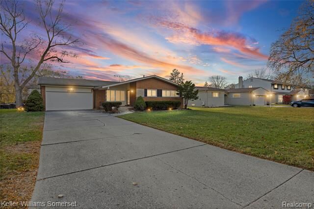 25425 Catalina Street  Southfield MI 48075 photo