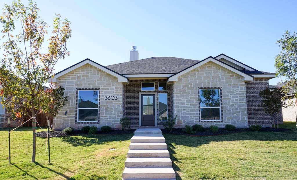 Property Photo:  3603 Clearview Dr  TX 76904 