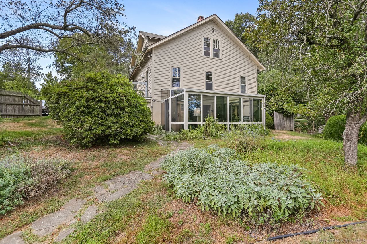 Property Photo:  68 Center Street  CT 06880 