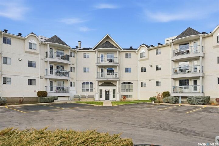 930 Heritage View 107  Saskatoon SK S7H 5S6 photo