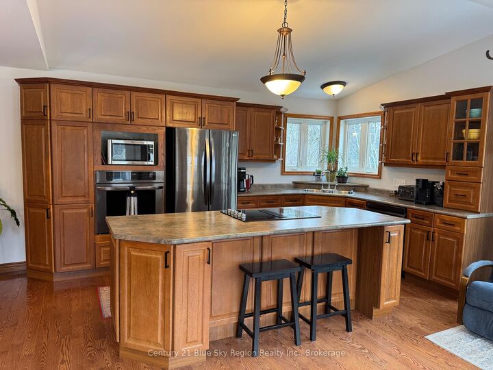 Property Photo: 9 Treadlightly Drive ON P0H 1K0