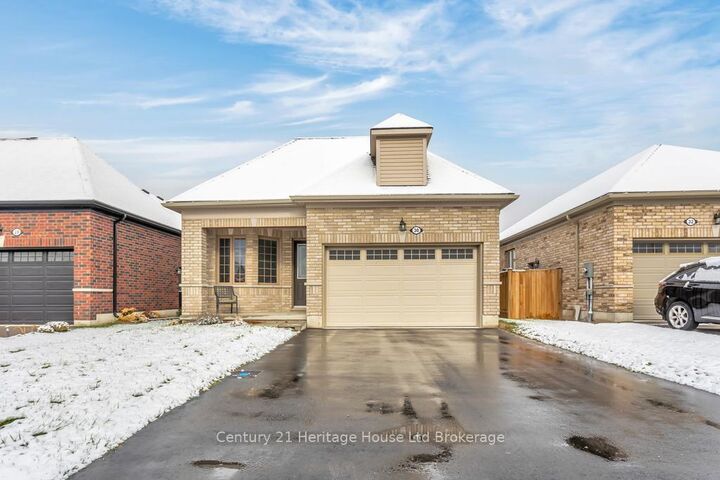 30 Seaton Crescent — photo 1