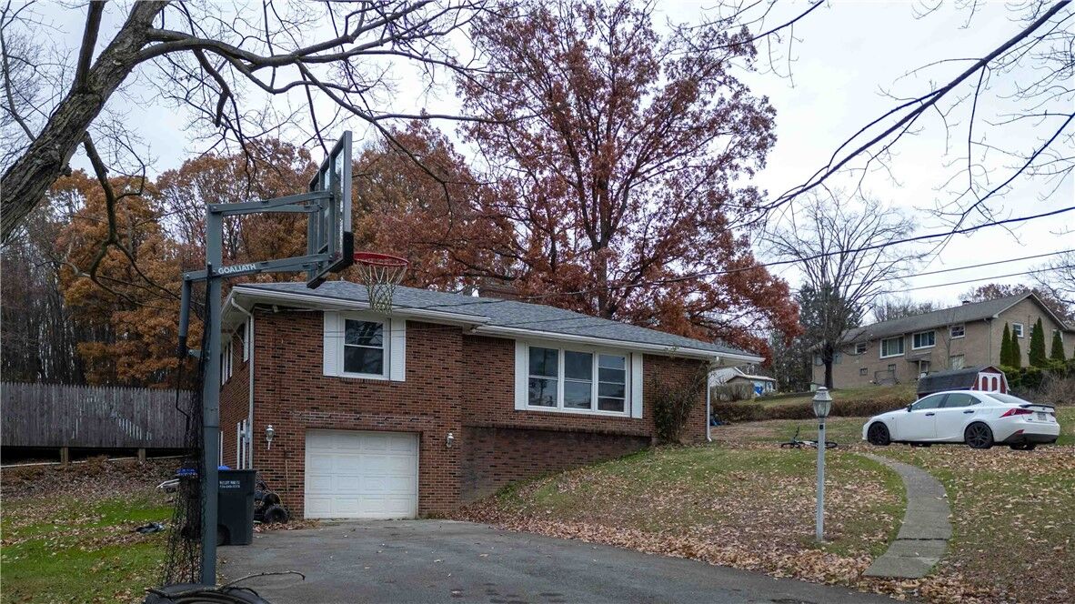 Property Photo:  355 Brandt Dr  PA 15010 