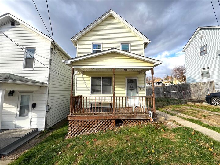 Property Photo:  717 N 1st St  PA 15644 
