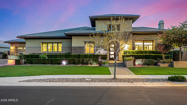 Property Photo: 2087 E Aris Drive AZ 85298