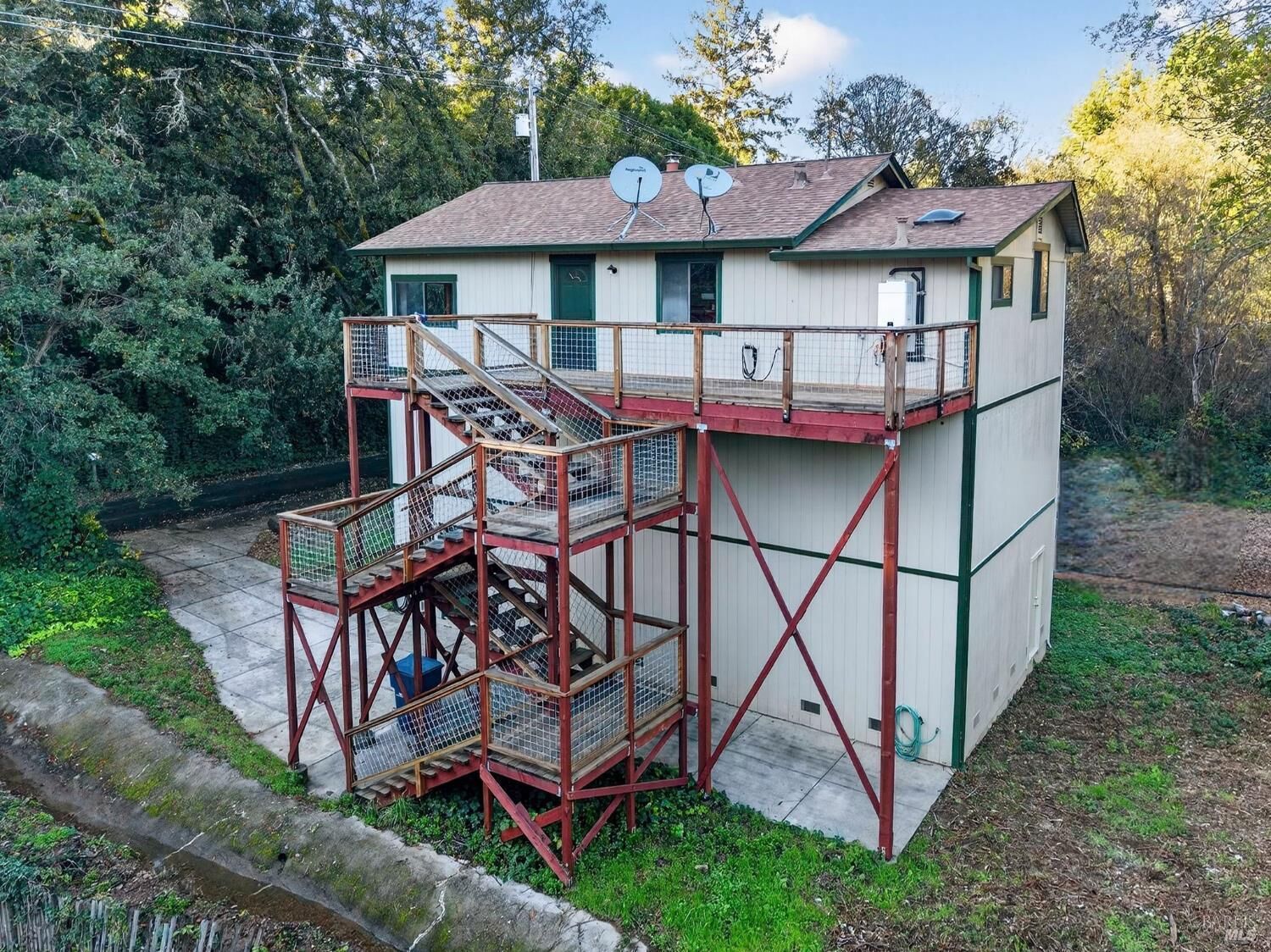 Property Photo:  8852 Trenton Road  CA 95436 