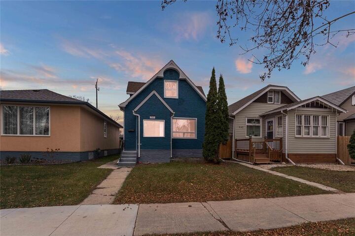 940 Redwood Avenue  Winnipeg MB R2X 0X8 photo