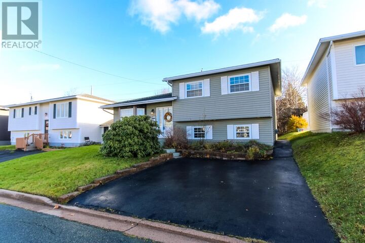 Photo de la propriété:  73 Sparrow Drive  NL A1W 4P9 