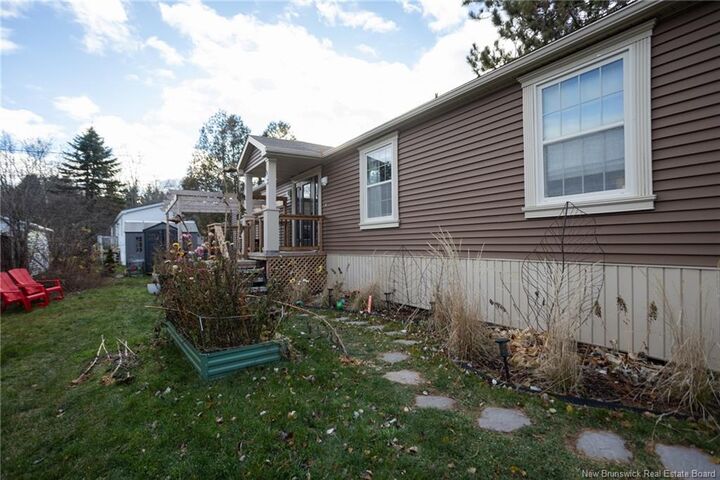 284 Magnolia Lane  Fredericton NB E3C 2M6 photo