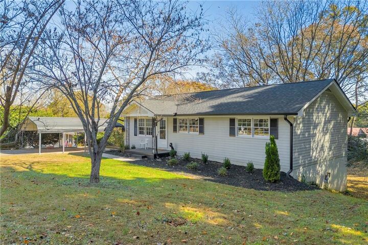 Property Photo: 75 Cawthon Road GA 30577