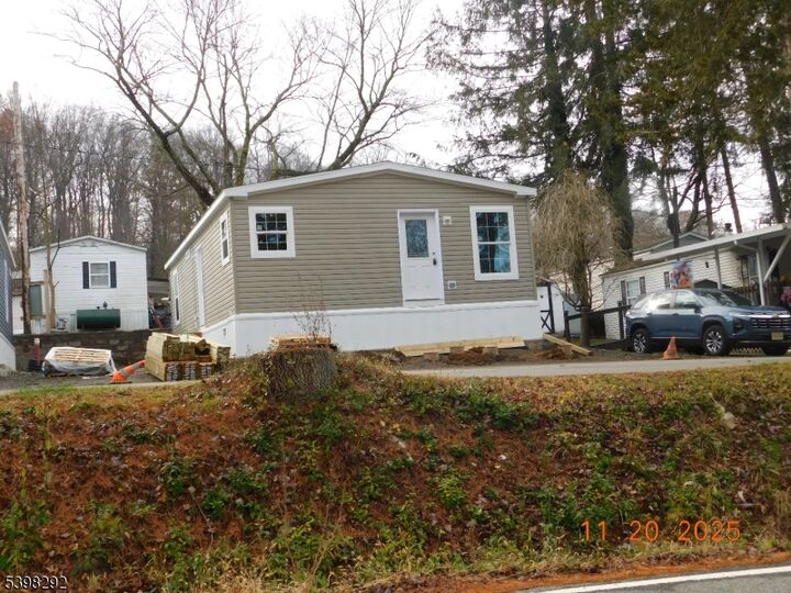 9 Front Street  Oxford Twp. NJ 07863 photo